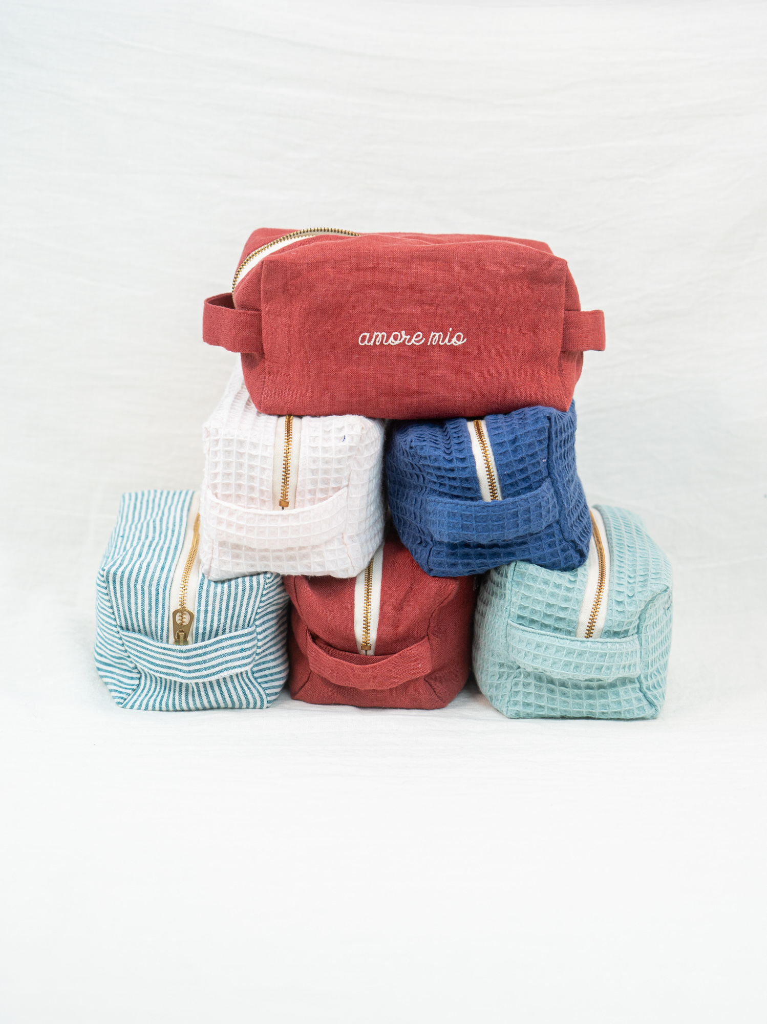 026-cap-trousse-301024-A7409785-nahen