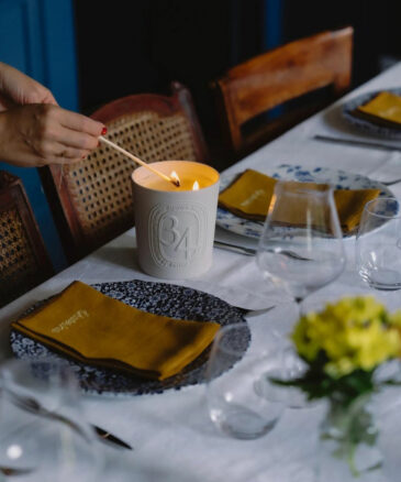 Serviettes de table Miel pour les dîners de "La Pas Parisienne"
